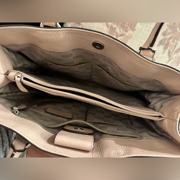 Michael Kors Hamilton Leather Tote Bag - Picture 4 of 6